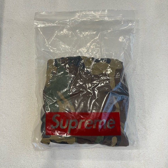 Supreme nylon trail ss18 woodland camo size XL - Picture 3 of 5
